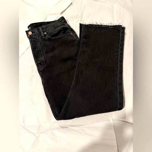 Etica Black Ankle Cropped Jeans - NWT - 28 - Picture 5 of 15